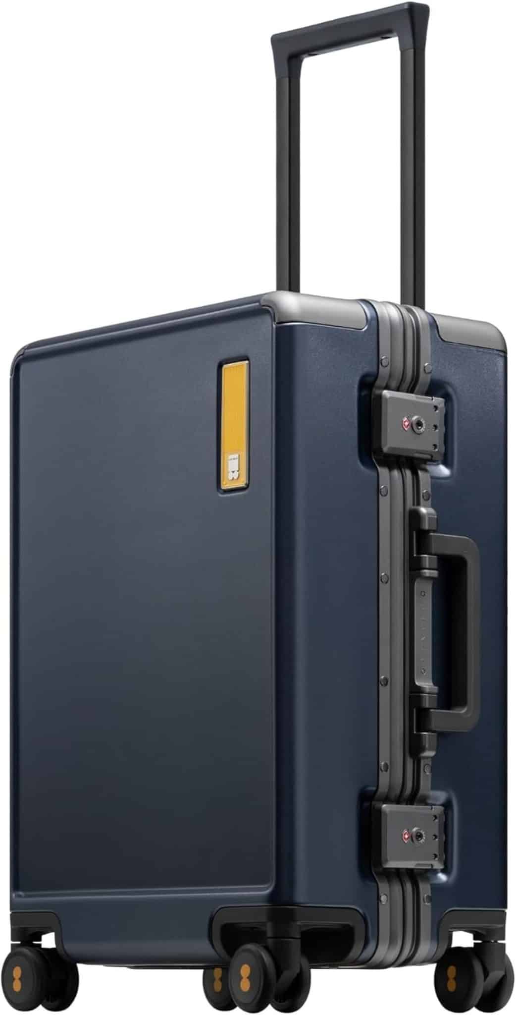 Test de la valise cabine Level8 : solidité et sécurité en aluminium