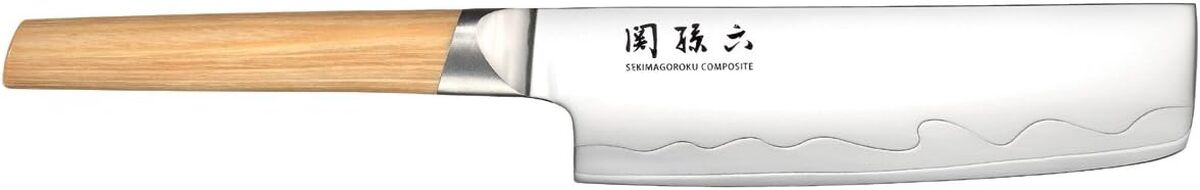 Test du couteau Nakiri KAI Seki Magoroku : l'artisanat japonais en cuisine