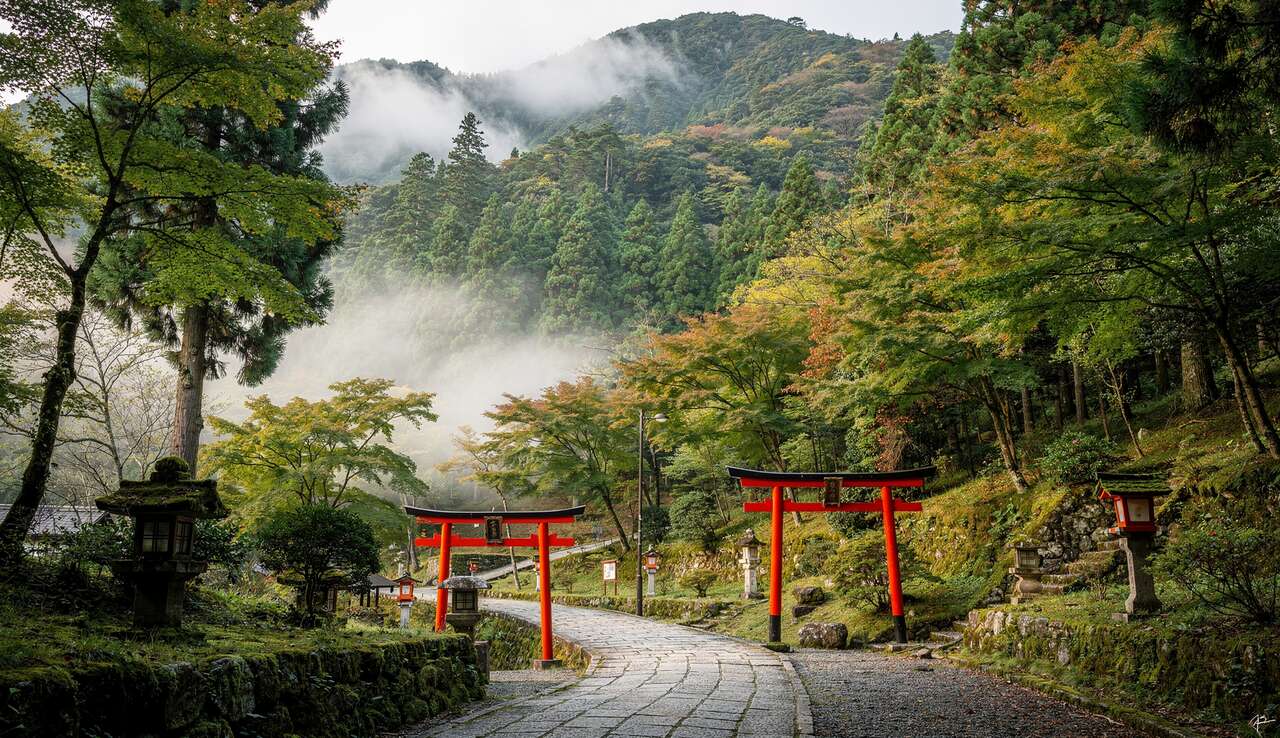D&eacute;couverte du mont kurama : un havre de paix au nord de kyoto