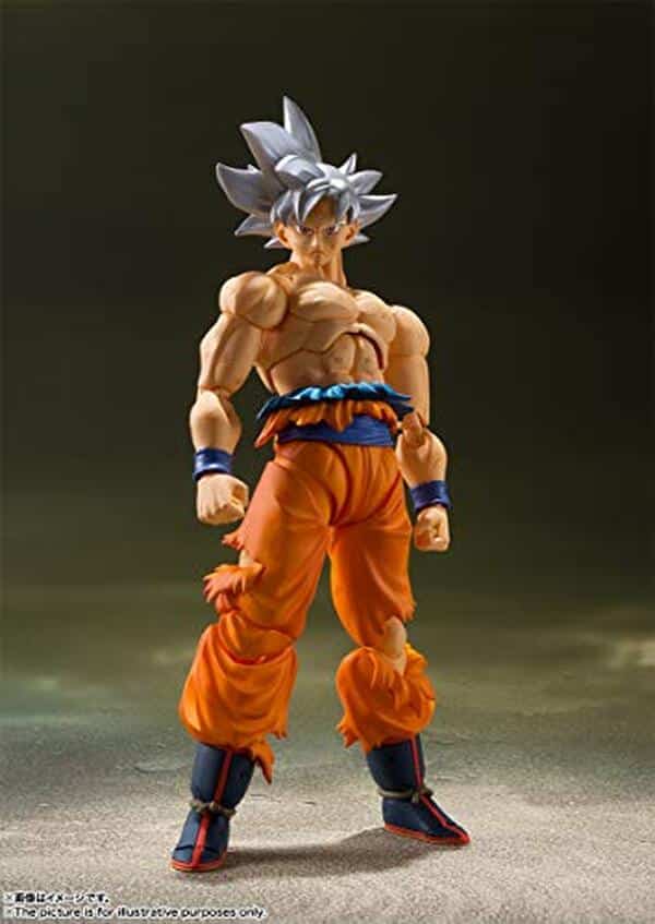 Découvrez notre analyse détaillée de la figurine de Son Goku Ultra Instinct 14 cm de Dragon Ball Super : qualité, design et rapport qualité-prix.