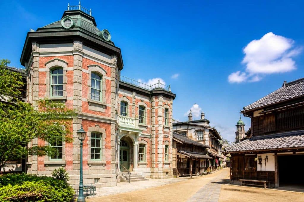 Musée Konjakukan d'Osaka : histoire du logement et de la vie quotidienne