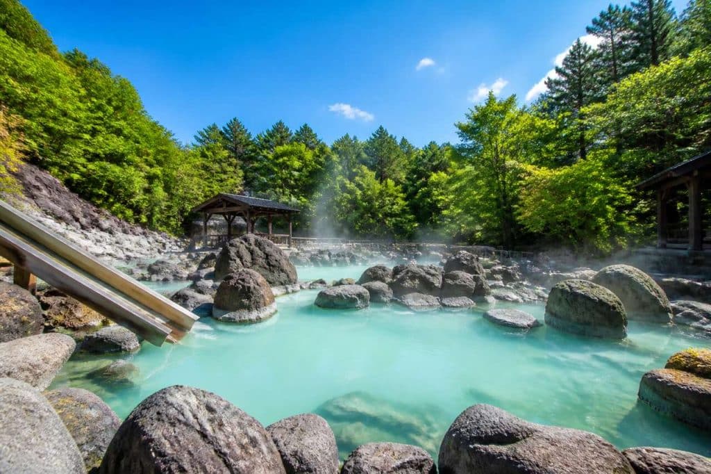Parc Sainokawara : découvrez l'onsen extérieur de Kusatsu