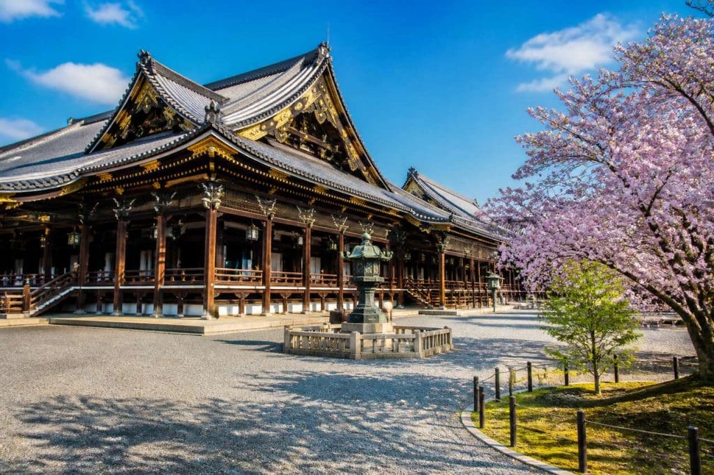 Nishi Hongan-ji : explorez ce temple historique de Kyoto